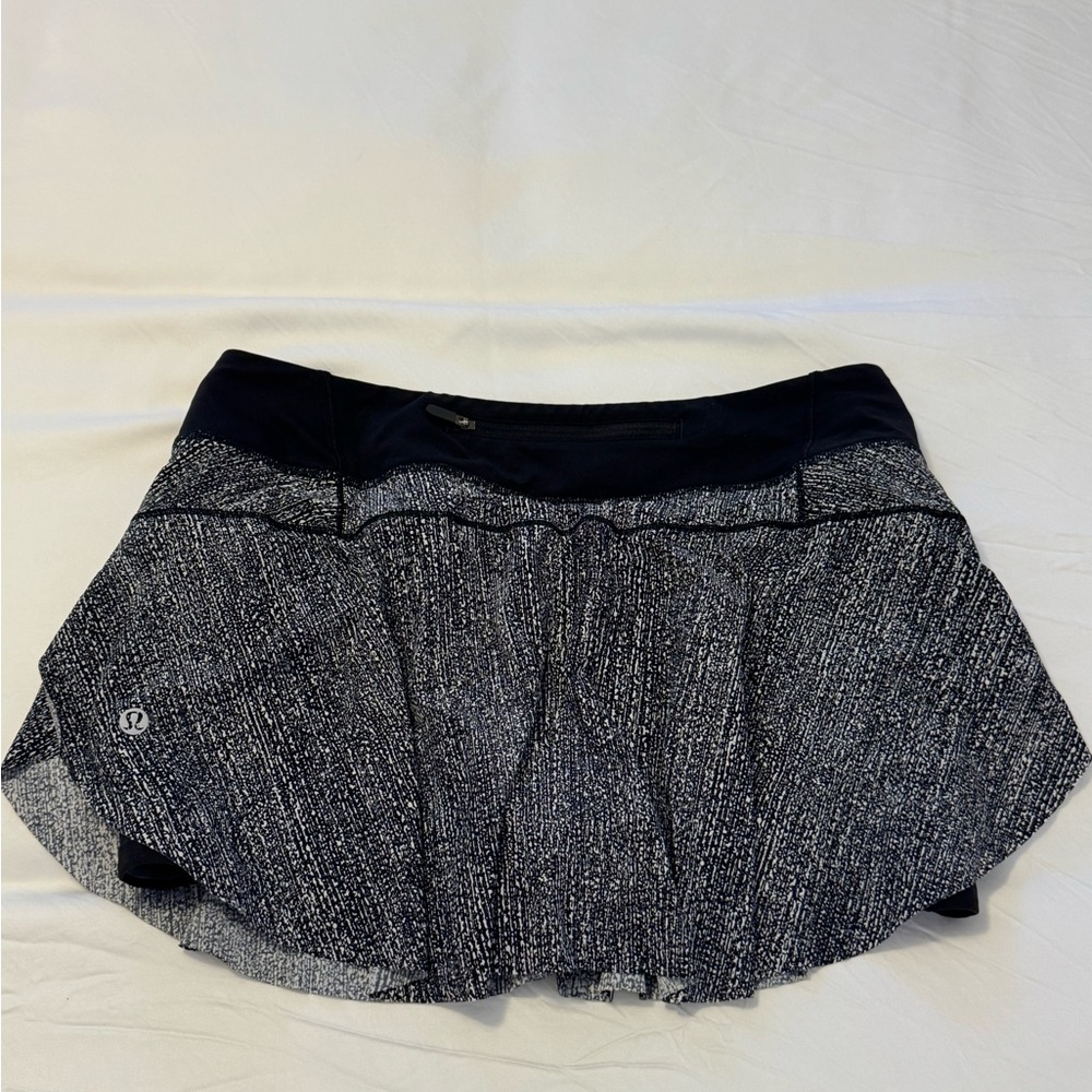 Lululemon Athletica Black and Gray tennis skirt